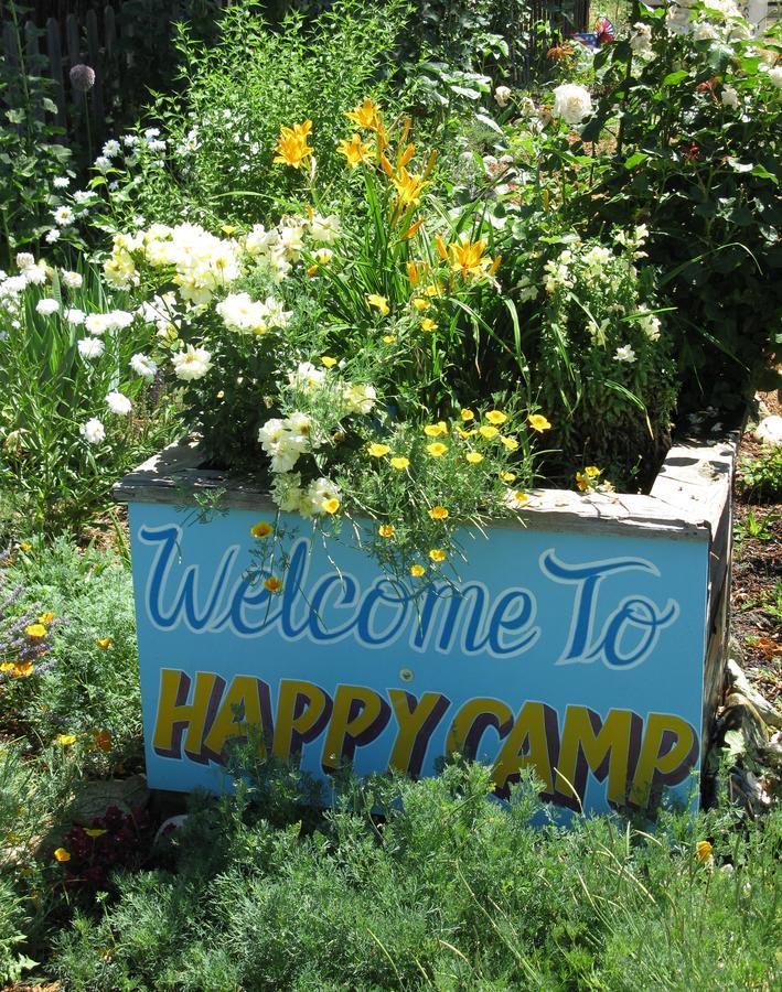 Forest Lodge Motel Happy Camp Екстериор снимка